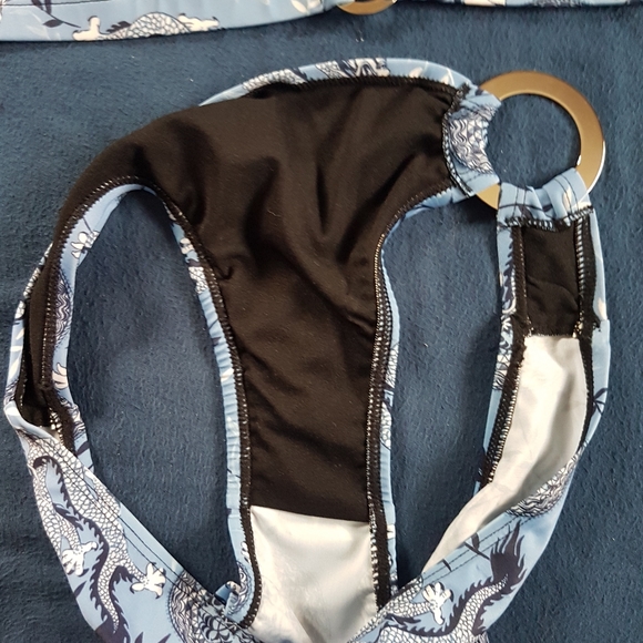 Bikini - Picture 6 of 6